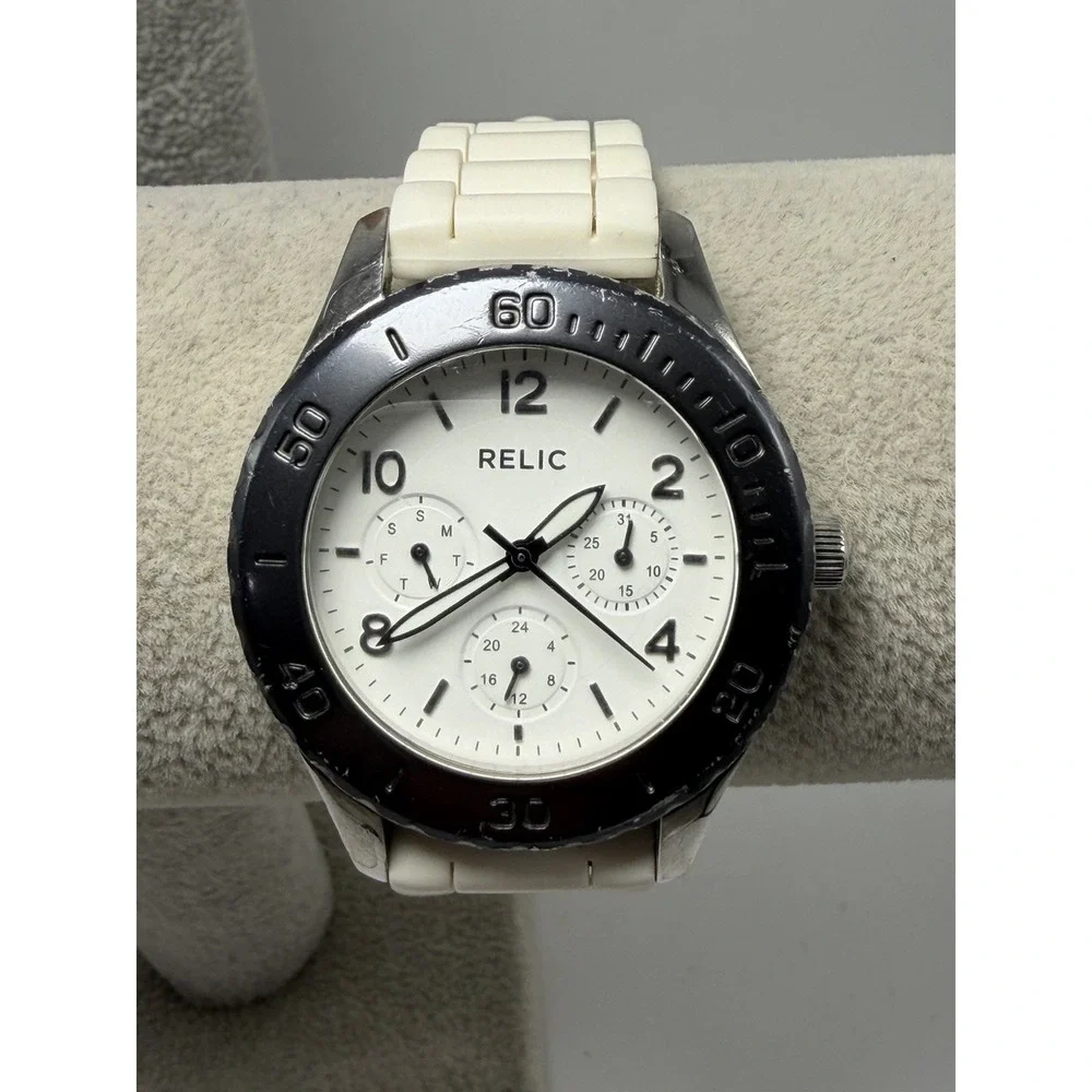 Relic ZR15637 New Battery Ladies Watch 37MM 8